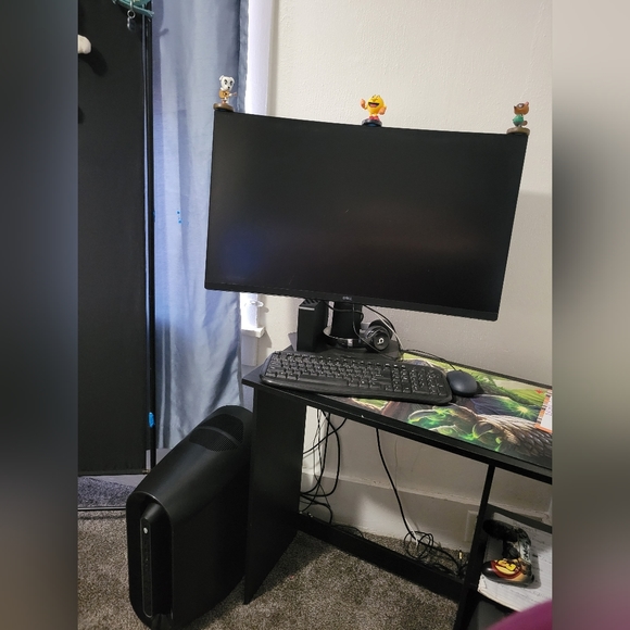 Gaming computer set - Picture 1 of 6